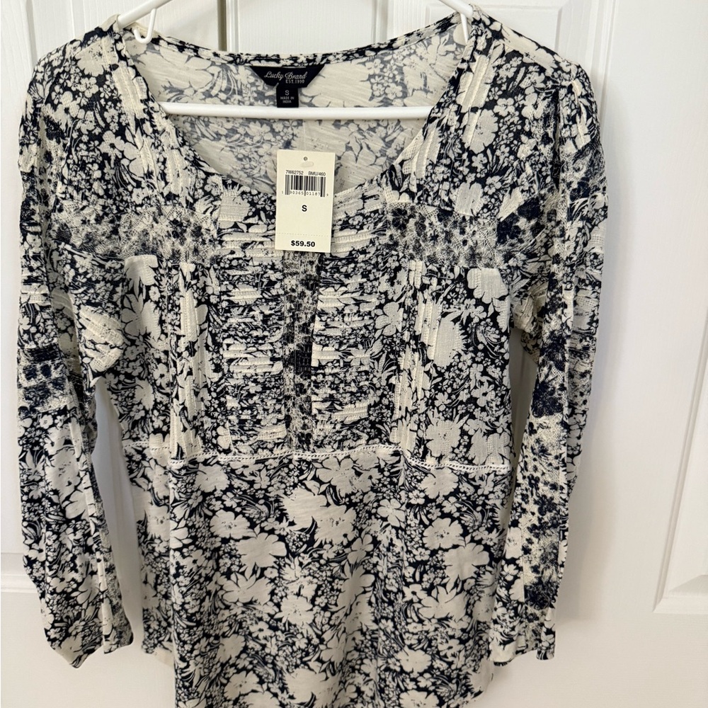 Lucky Brand Black and White 3/4 Sleeve Blouse
